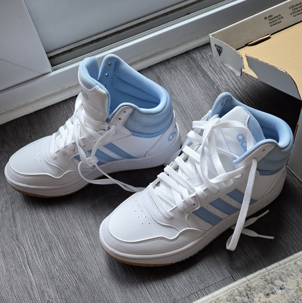 Brand new Adidas mid shoes size 7.5